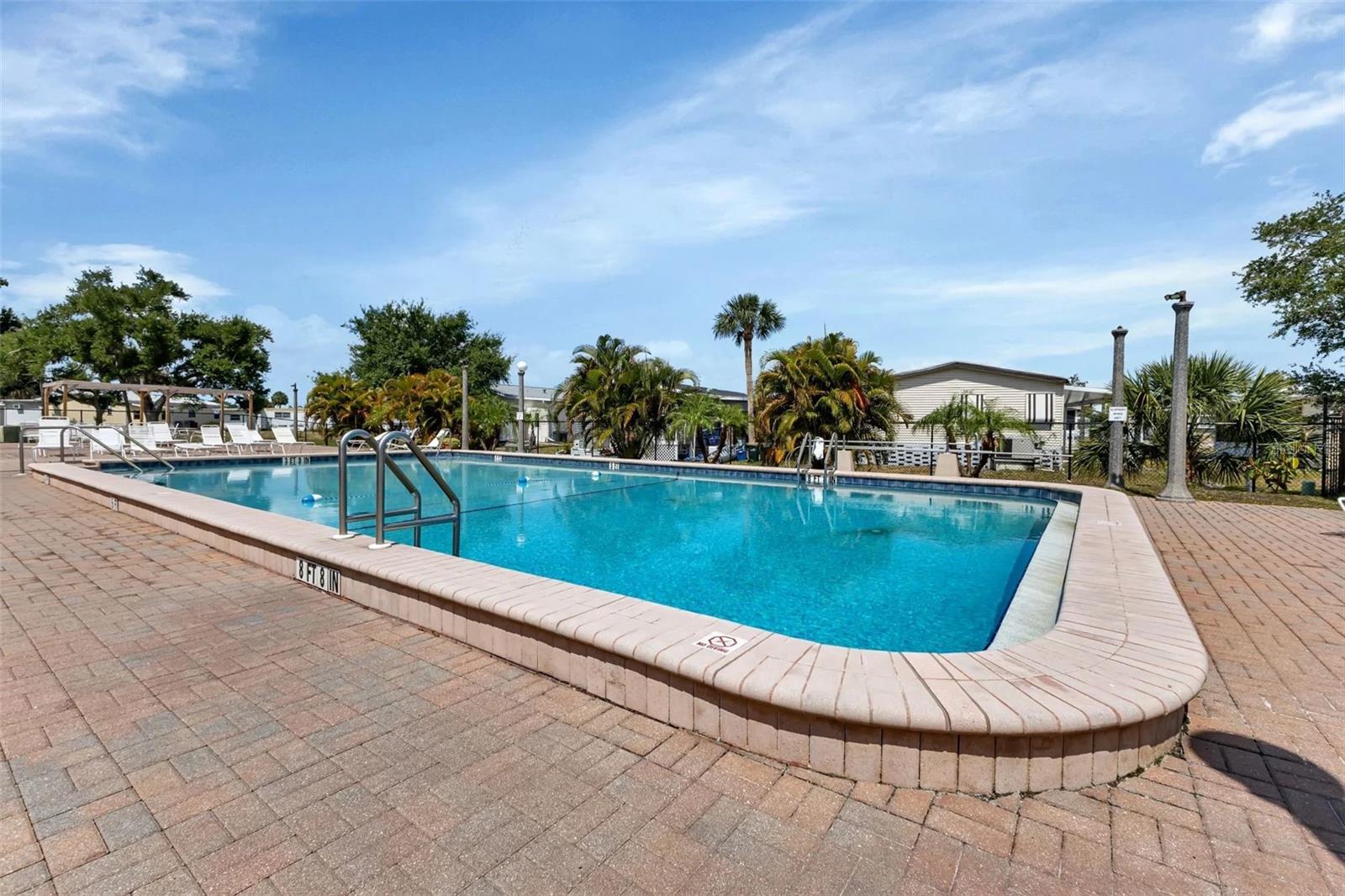 HOLIDAY PARK - Residential