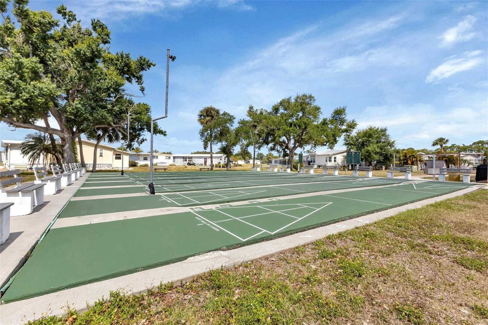 HOLIDAY PARK - Residential