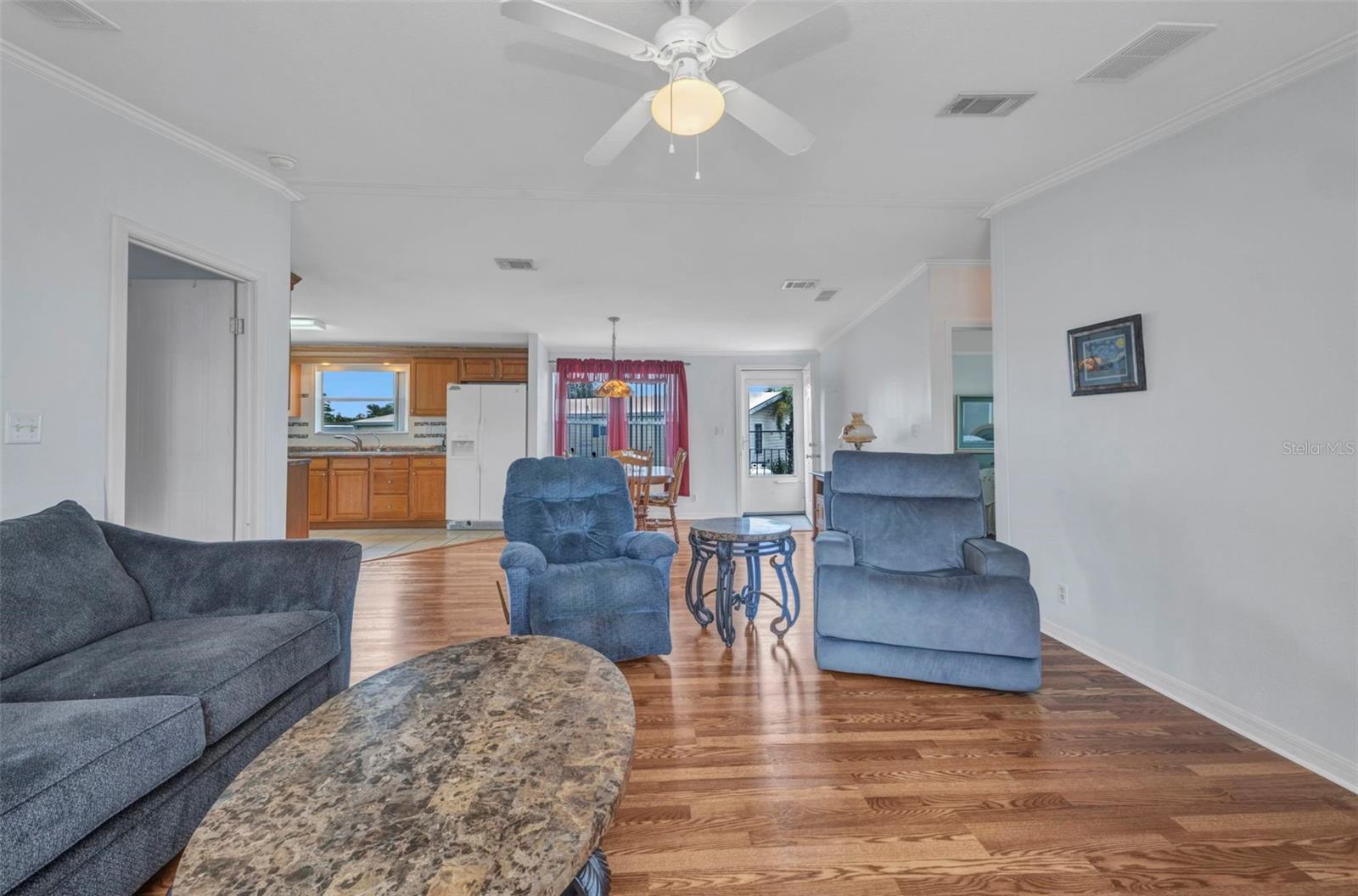 HOLIDAY PARK - Residential