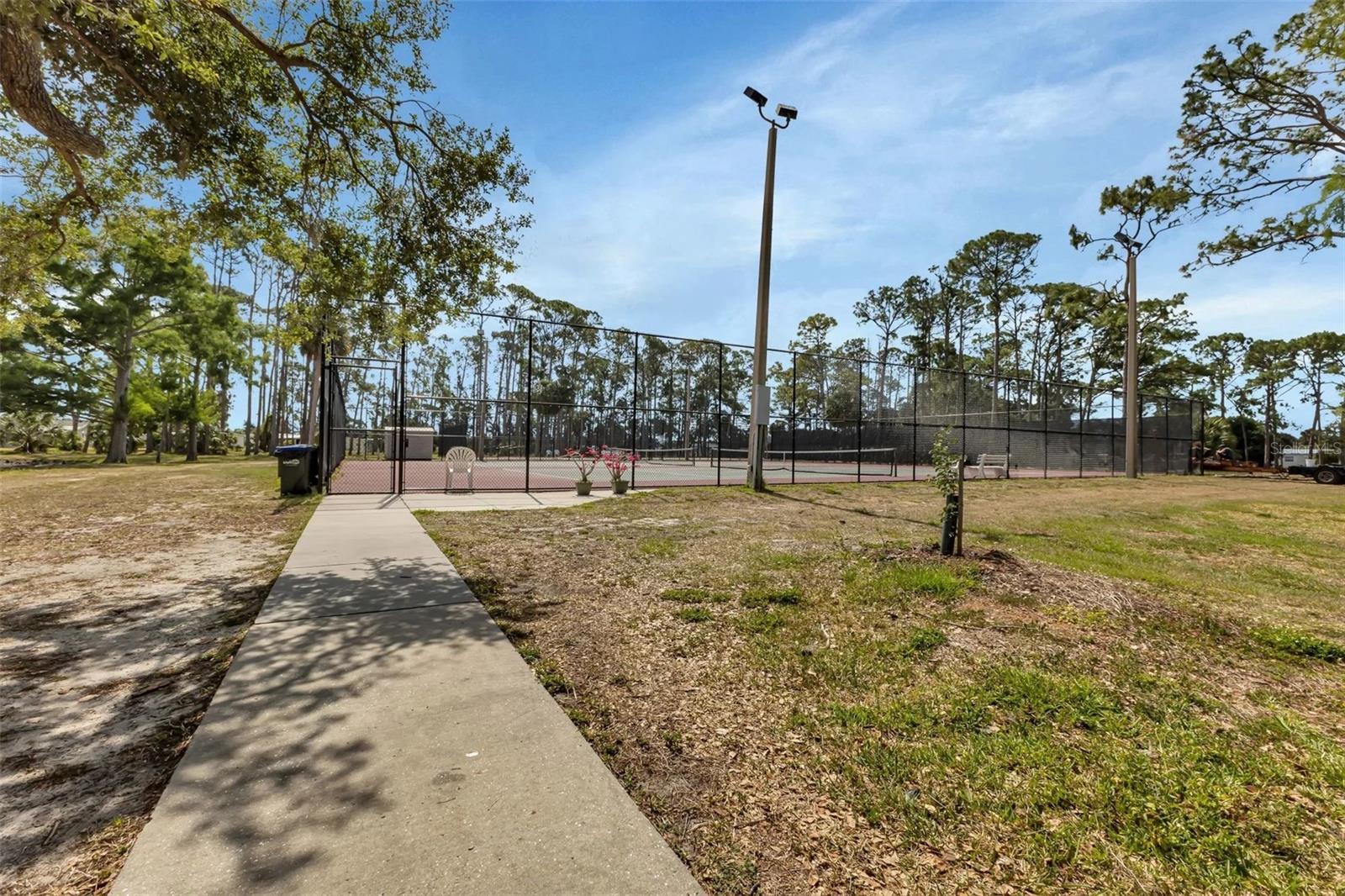 HOLIDAY PARK - Residential