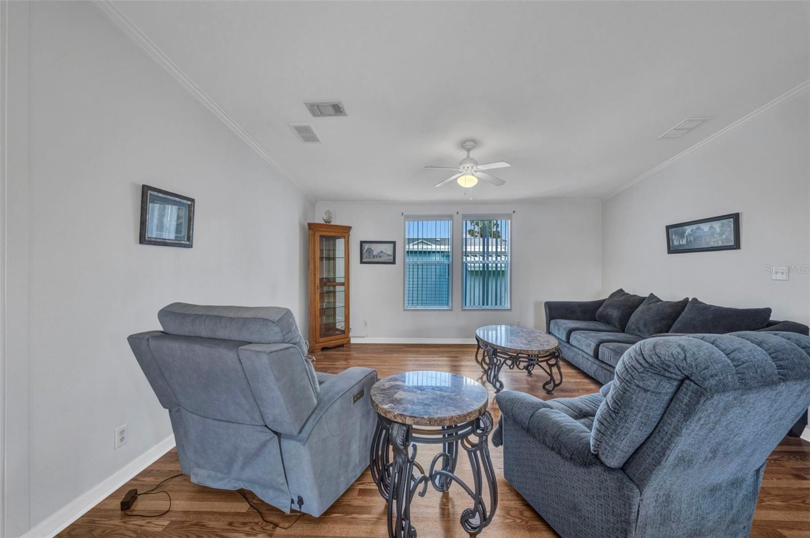 HOLIDAY PARK - Residential