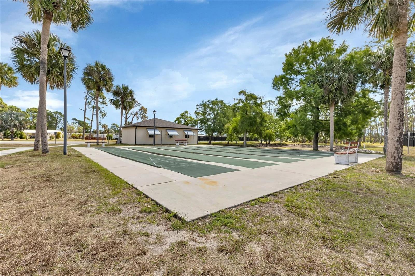 HOLIDAY PARK - Residential