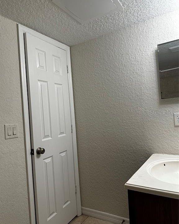 METRO/MICHIGAN PARK CONDO - Residential