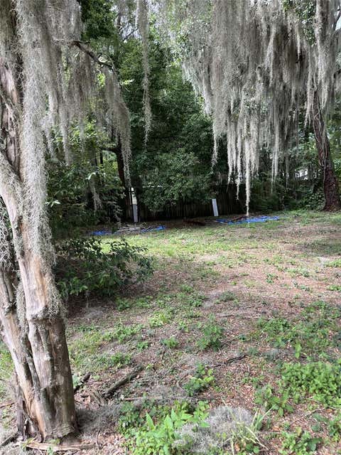 Tiny photo for 818 NE 9th Avenue, Ocala, FL 34470 (MLS # OM726494)