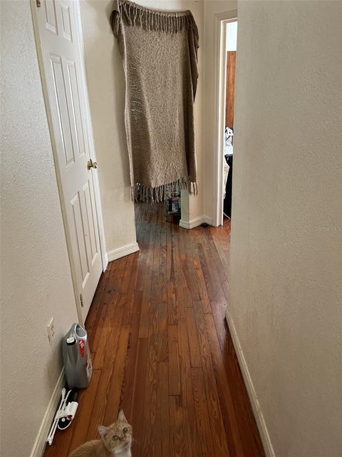 Tiny photo for 818 NE 9th Avenue, Ocala, FL 34470 (MLS # OM726494)