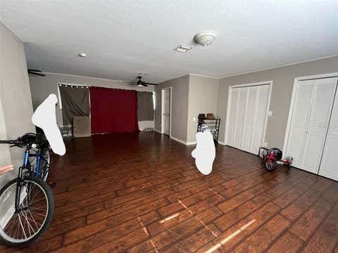 Tiny photo for 818 NE 9th Avenue, Ocala, FL 34470 (MLS # OM726494)