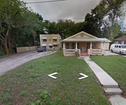 Photo of 818 NE 9th Avenue, Ocala, FL 34470 (MLS # OM726494)