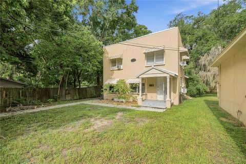 Tiny photo for 818 NE 9th Avenue, Ocala, FL 34470 (MLS # OM726494)