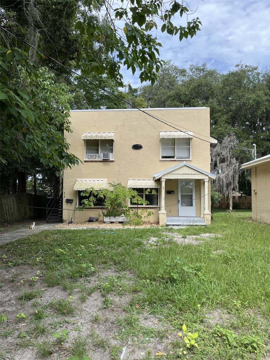 Photo of 818 NE 9th Avenue, Ocala, FL 34470 (MLS # OM726494)