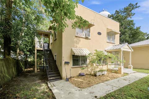Tiny photo for 818 NE 9th Avenue, Ocala, FL 34470 (MLS # OM726494)