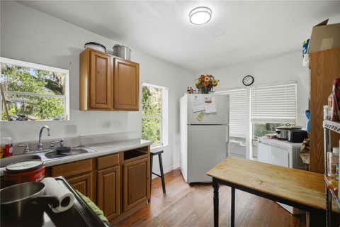 Tiny photo for 818 NE 9th Avenue, Ocala, FL 34470 (MLS # OM726494)