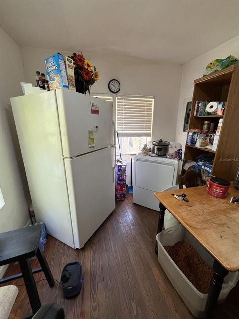 Tiny photo for 818 NE 9th Avenue, Ocala, FL 34470 (MLS # OM726494)