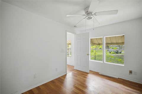Tiny photo for 818 NE 9th Avenue, Ocala, FL 34470 (MLS # OM726494)