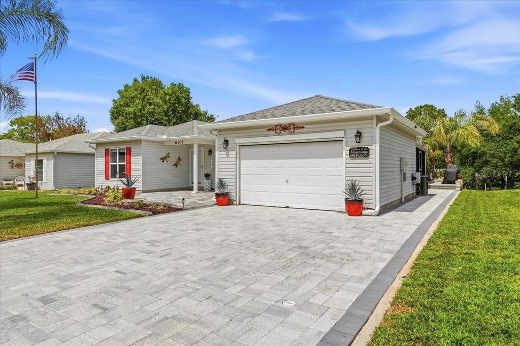 Photo of 6101 Magpie Drive, Lakeland, FL 33809 (MLS # L4961378)