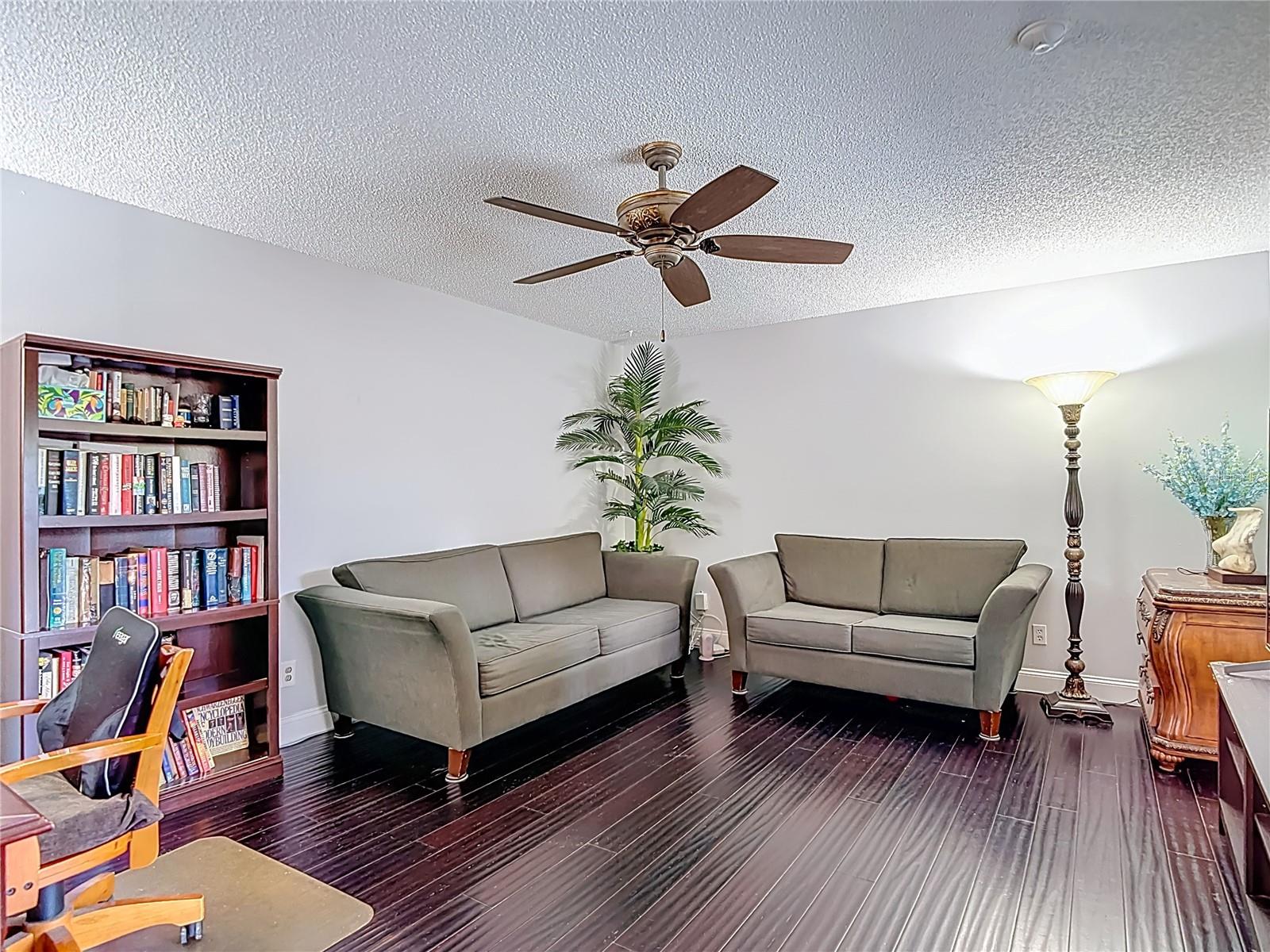 QUAIL RUN PH IV A CONDO - Residential