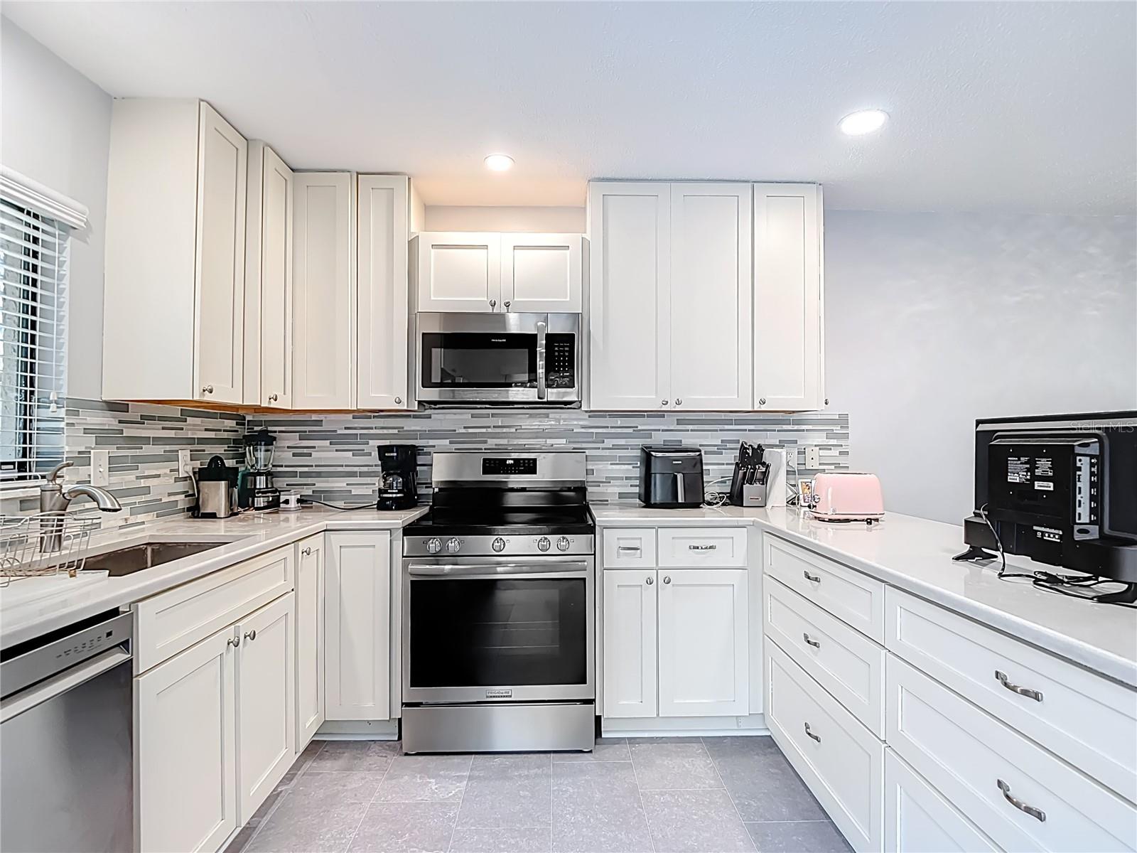 QUAIL RUN PH IV A CONDO - Residential