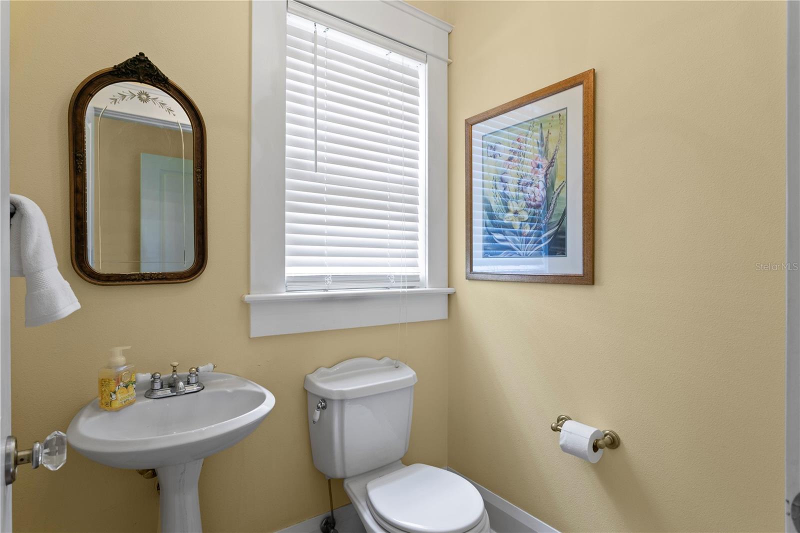 NORTH NEW SUBURB BEAUTIFUL - Residential