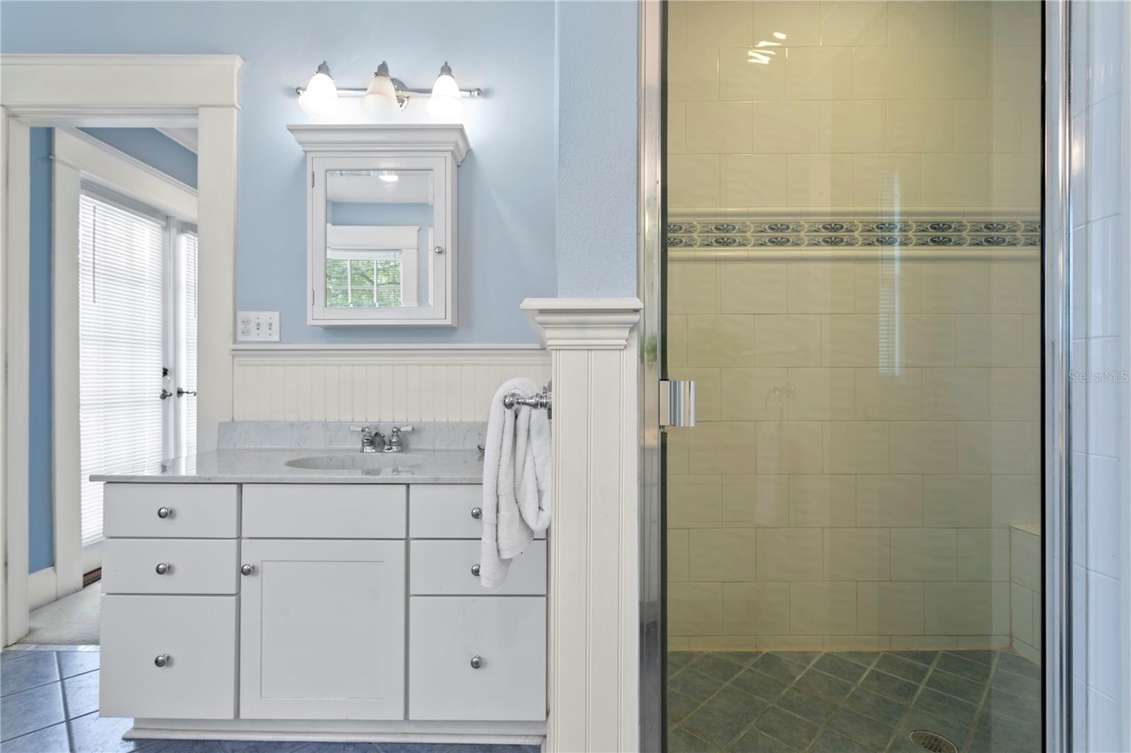 NORTH NEW SUBURB BEAUTIFUL - Residential