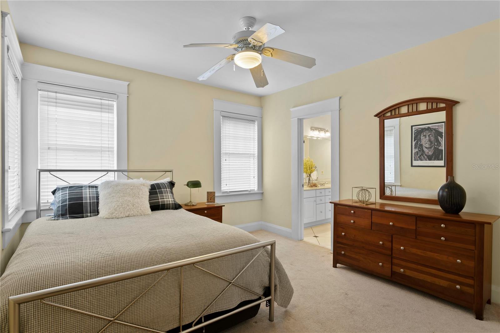 NORTH NEW SUBURB BEAUTIFUL - Residential