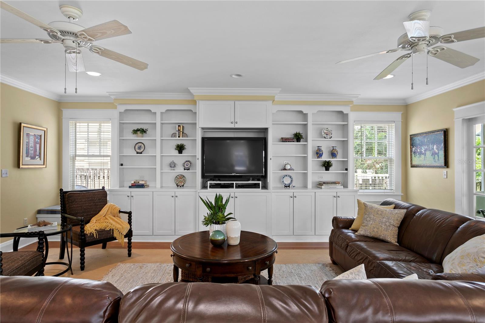 NORTH NEW SUBURB BEAUTIFUL - Residential