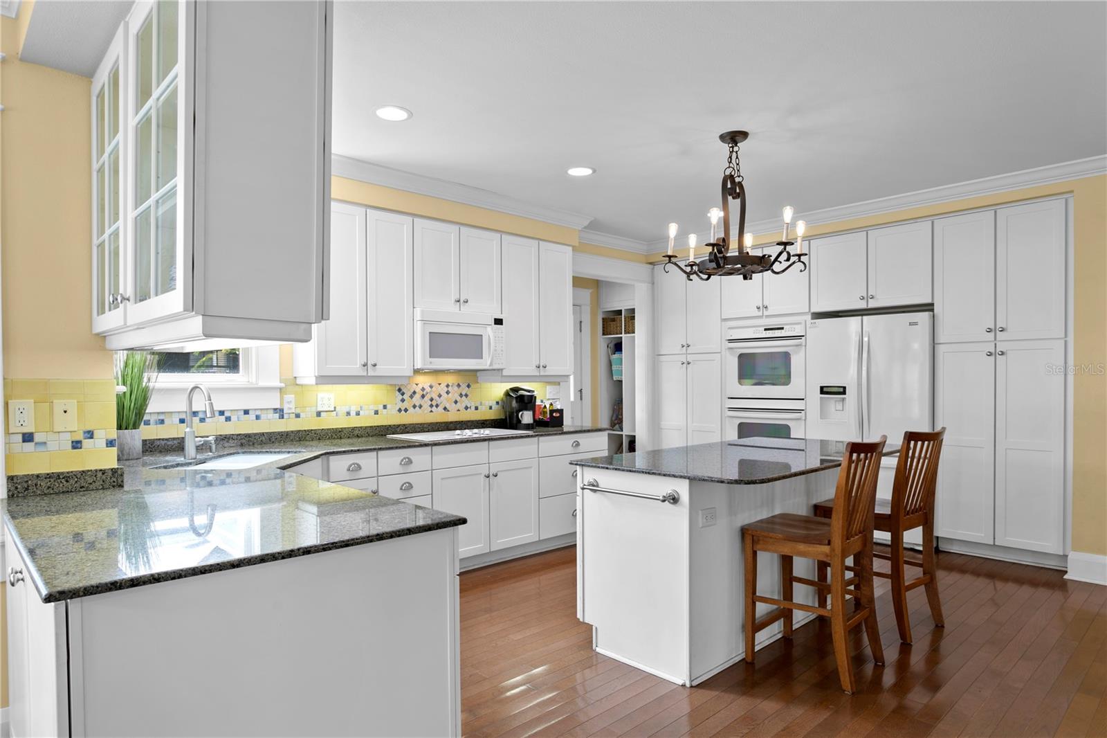 NORTH NEW SUBURB BEAUTIFUL - Residential