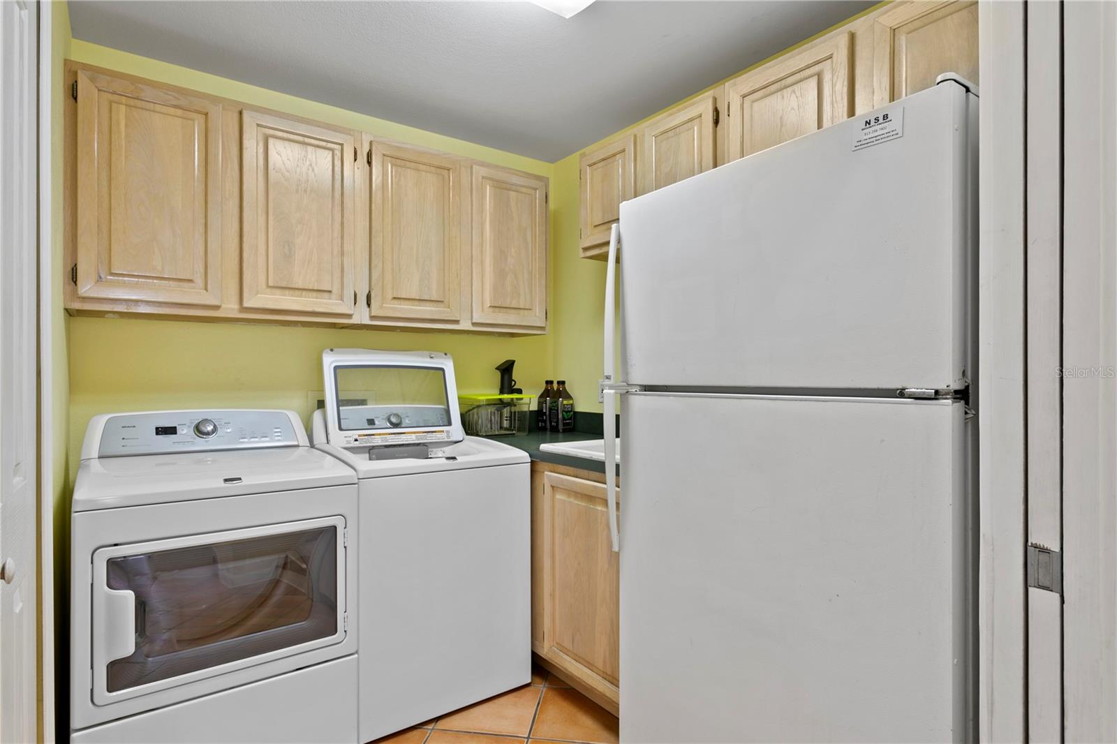 NORTH NEW SUBURB BEAUTIFUL - Residential