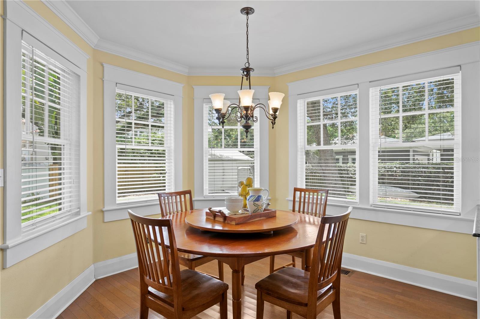 NORTH NEW SUBURB BEAUTIFUL - Residential