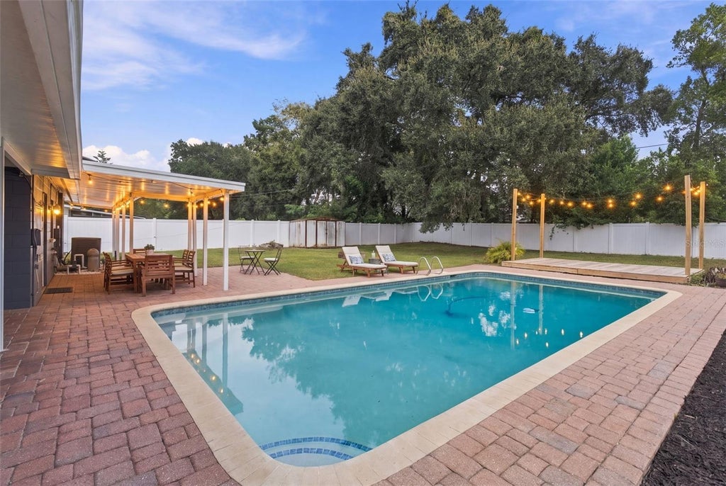 Photo of 3021 Touraine Avenue, Orlando, FL 32812 (MLS # O6452495)