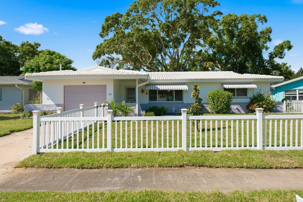 Photo of 700 Gershwin Drive, Largo, FL 33771 (MLS # TB8560293)