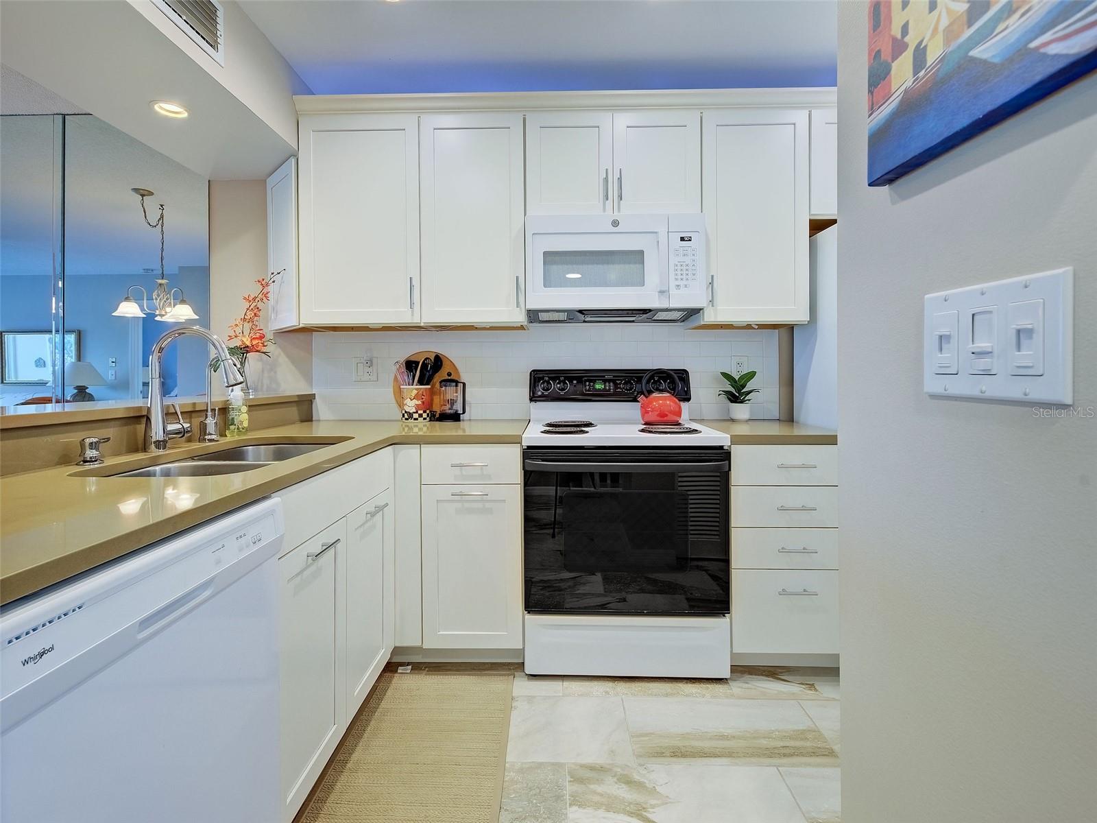 WESTCHESTER GARDEN & PLAN - Residential