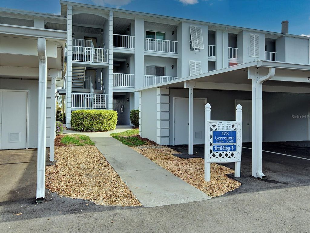 Photo of 408 Cerromar Circle S #233, Venice, FL 34293 (MLS # N6143243)