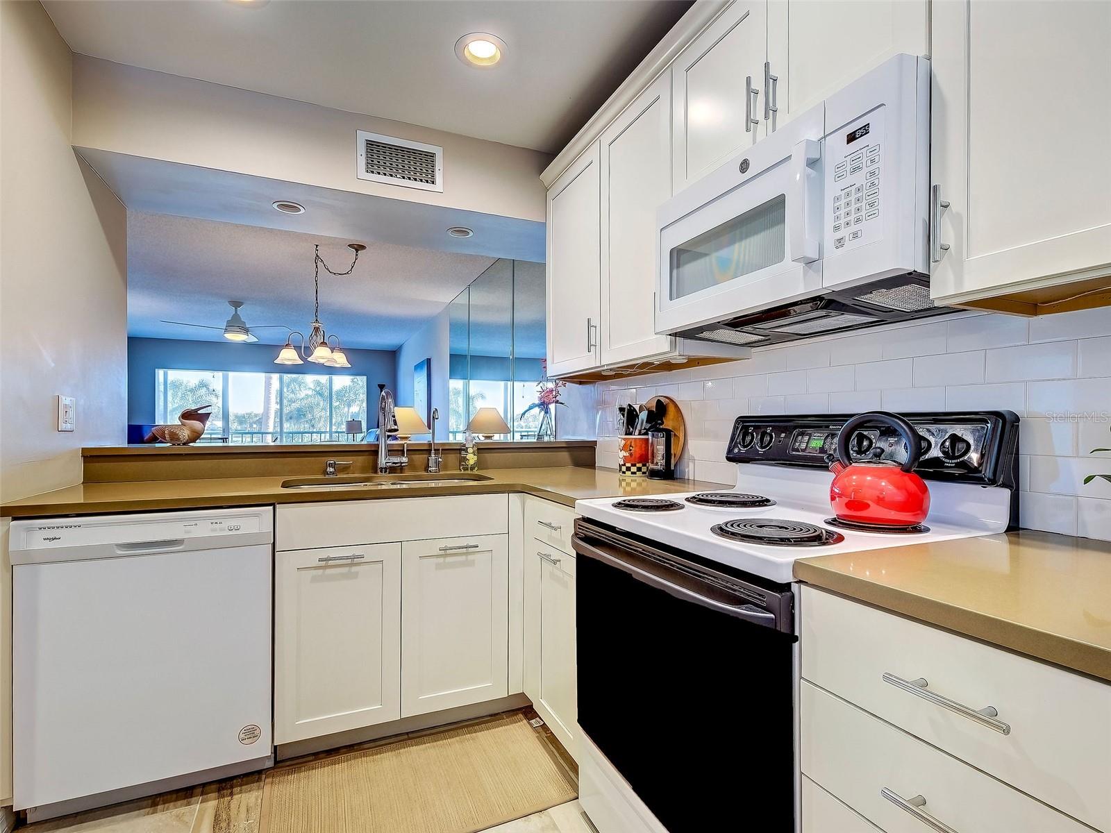 WESTCHESTER GARDEN & PLAN - Residential