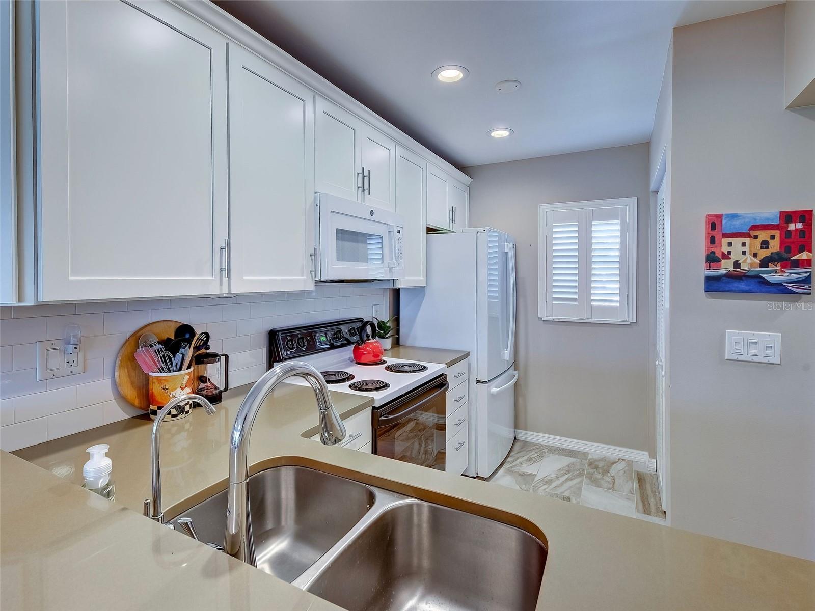 WESTCHESTER GARDEN & PLAN - Residential