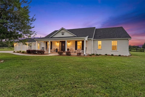 Photo of 18351 Kuka Lane, Spring Hill, FL 34610 (MLS # W7890107)
