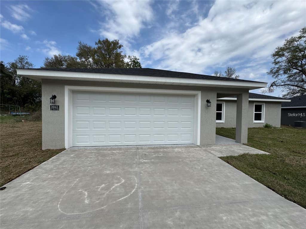 Photo of 3941 SE 137th Lane, Summerfield, FL 34491 (MLS # OM728043)