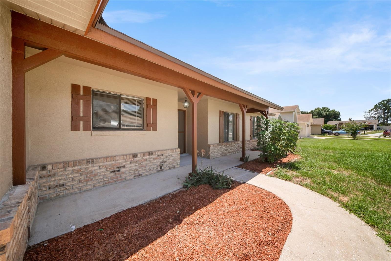 7853 KENSINGHAM COURT