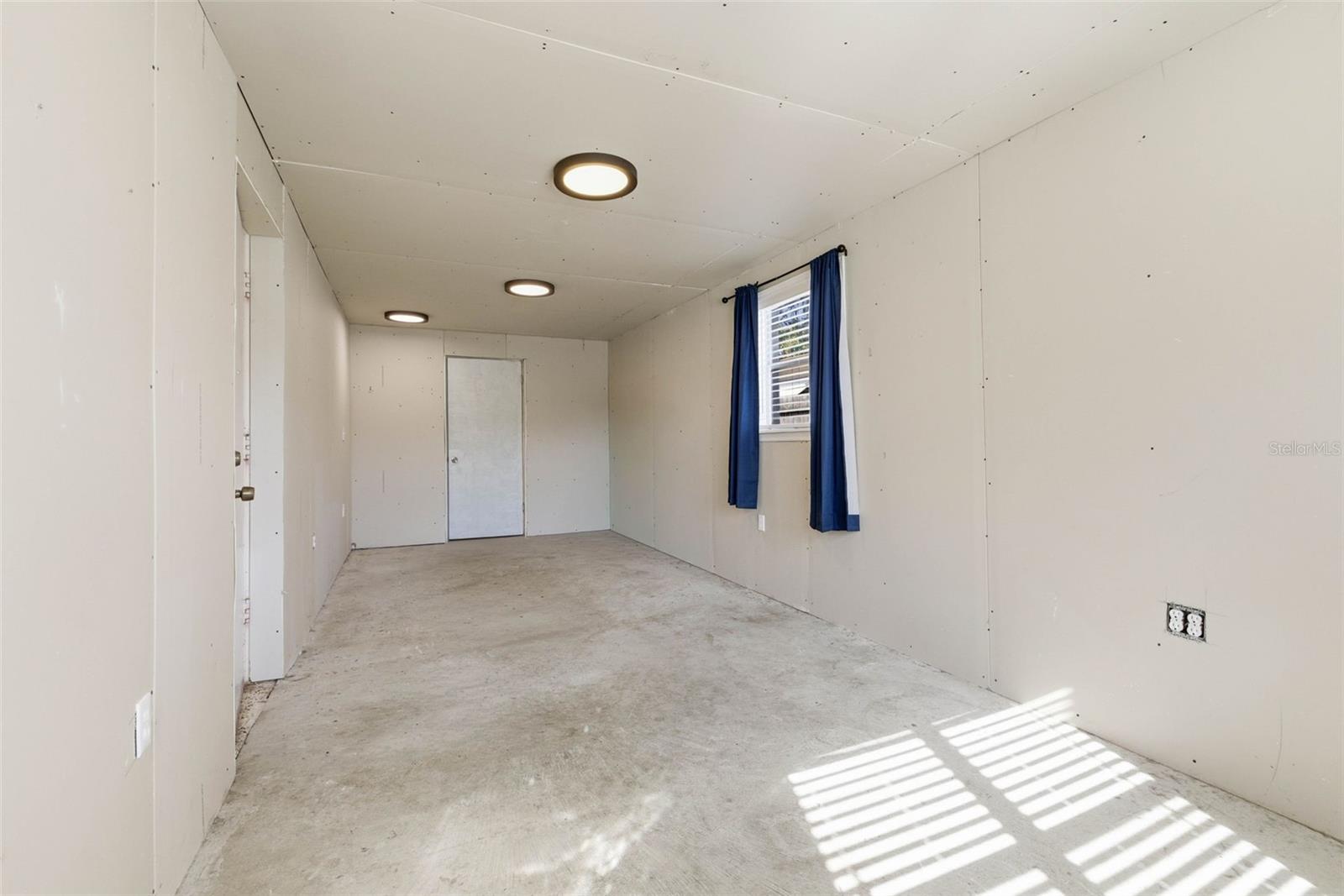 DREWS JOHN H 1ST EXT - Residential