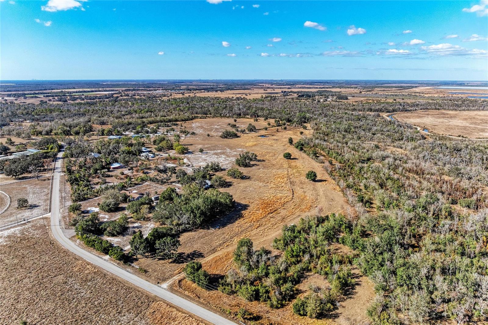 ACREAGE - Land