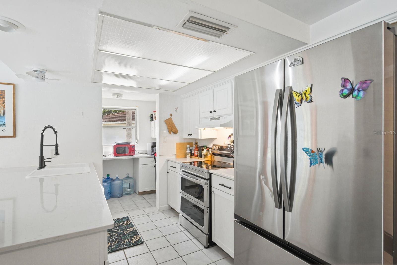 FLOR A MAR - Residential