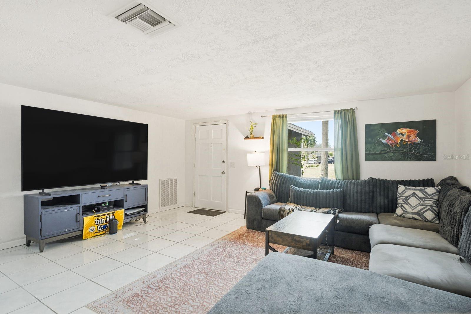 FLOR A MAR - Residential