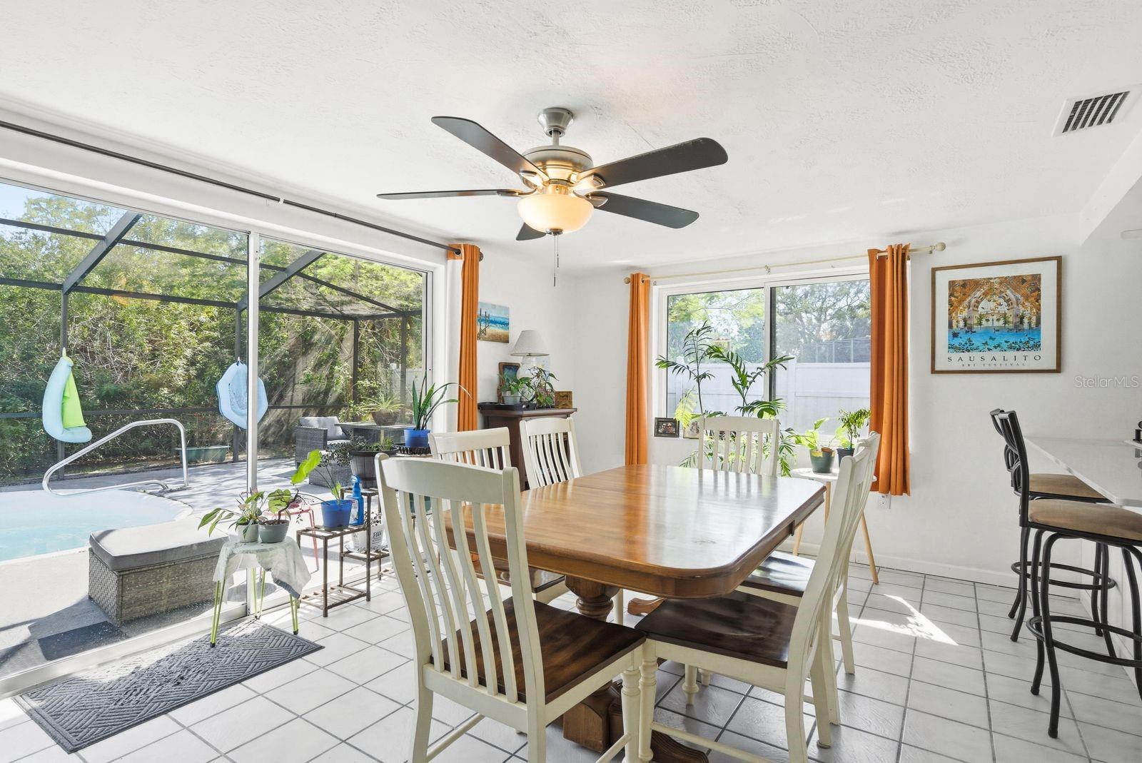 FLOR A MAR - Residential