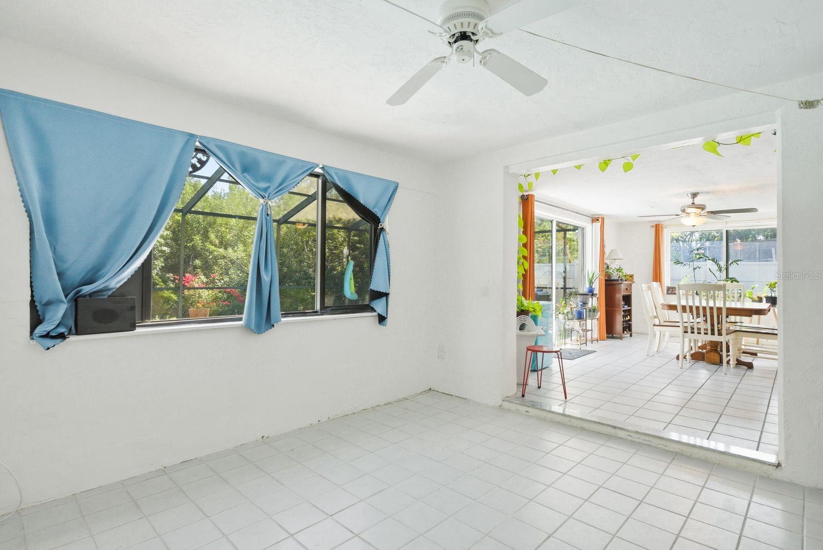 FLOR A MAR - Residential