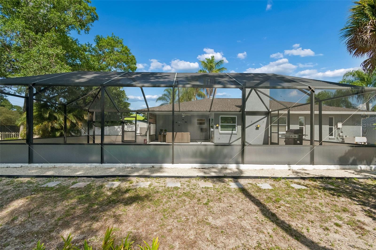 PINE MEADOW - Residential