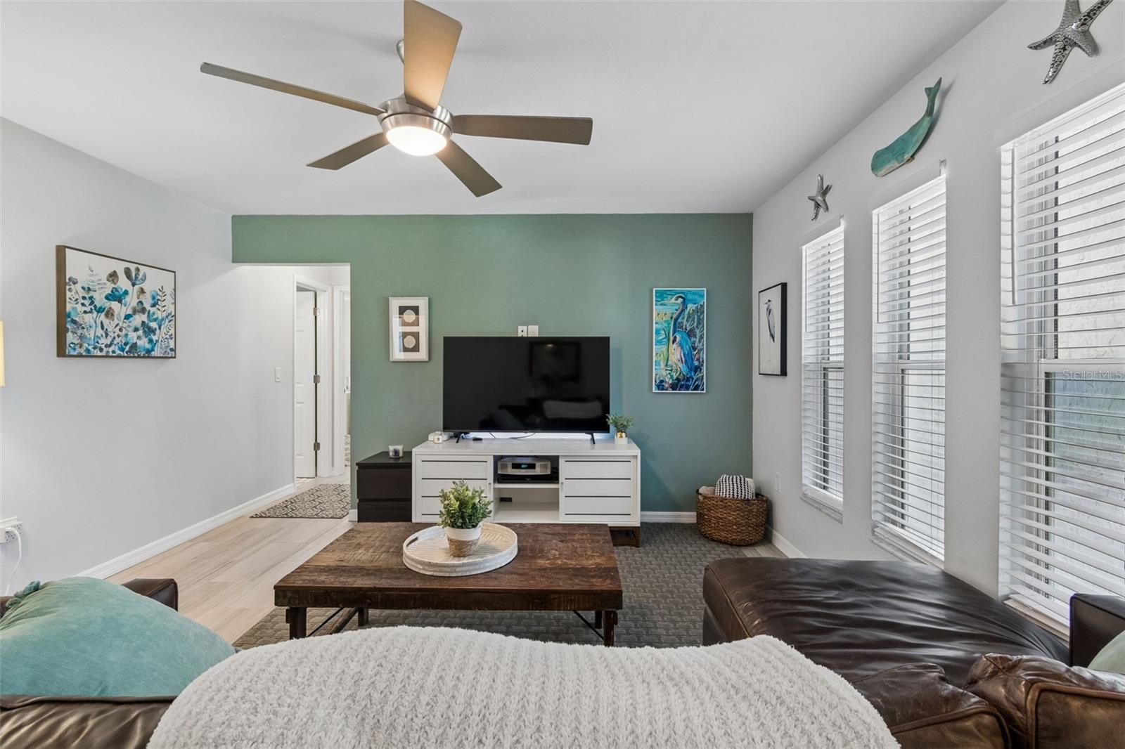 PINE MEADOW - Residential