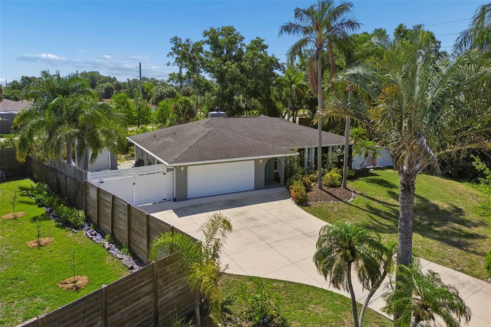 PINE MEADOW - Residential