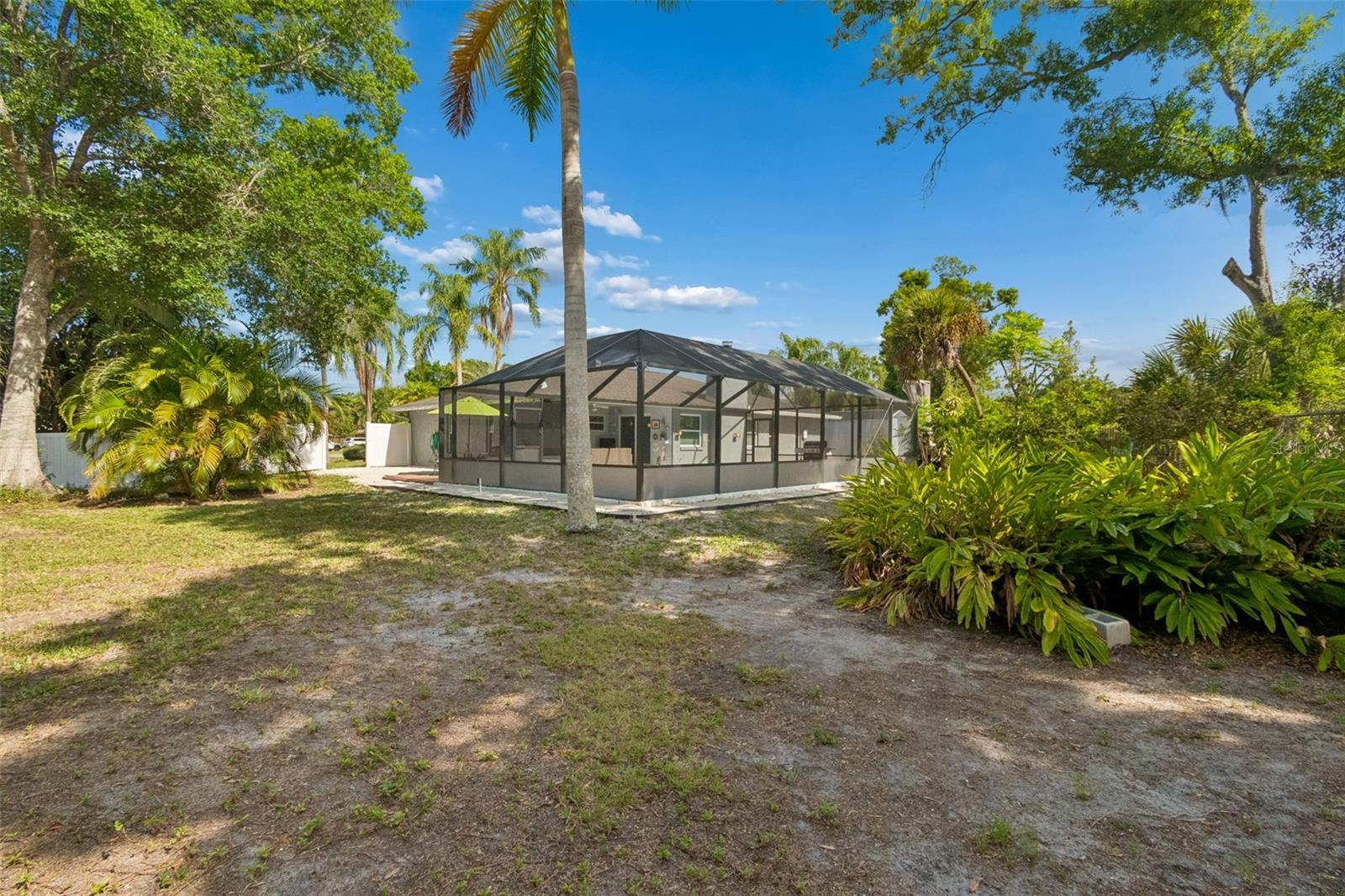 PINE MEADOW - Residential
