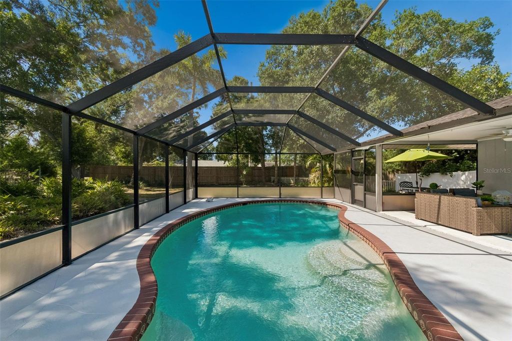Photo of 4323 Pine Meadow Terrace, Sarasota, FL 34233 (MLS # A4692509)