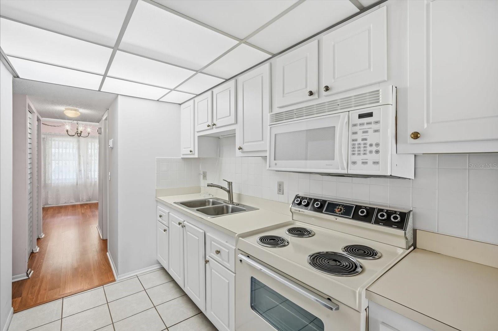 WINSTON PARK NORTHEAST - Residential