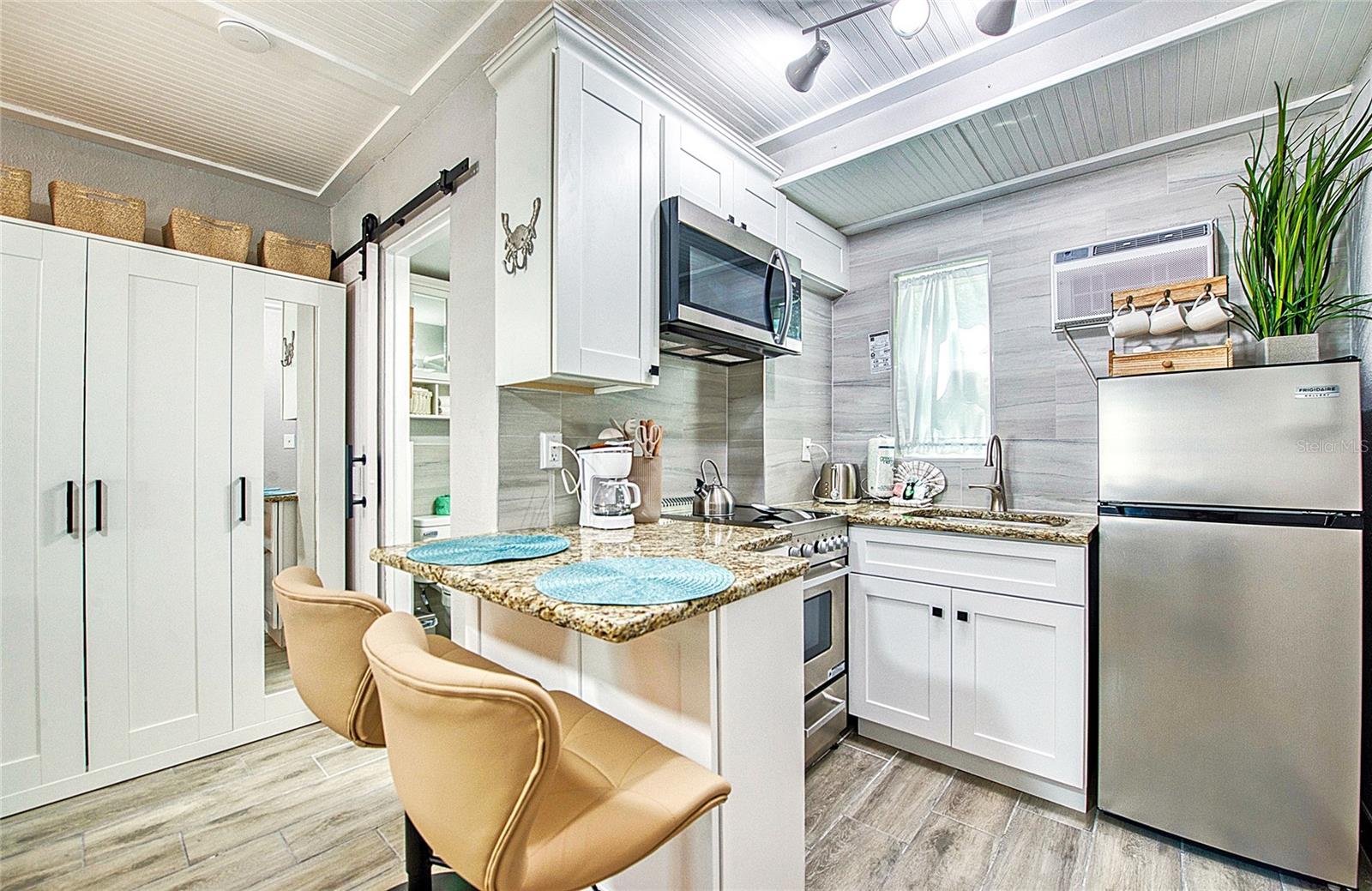 TROPIC TERRACE APT - Residential