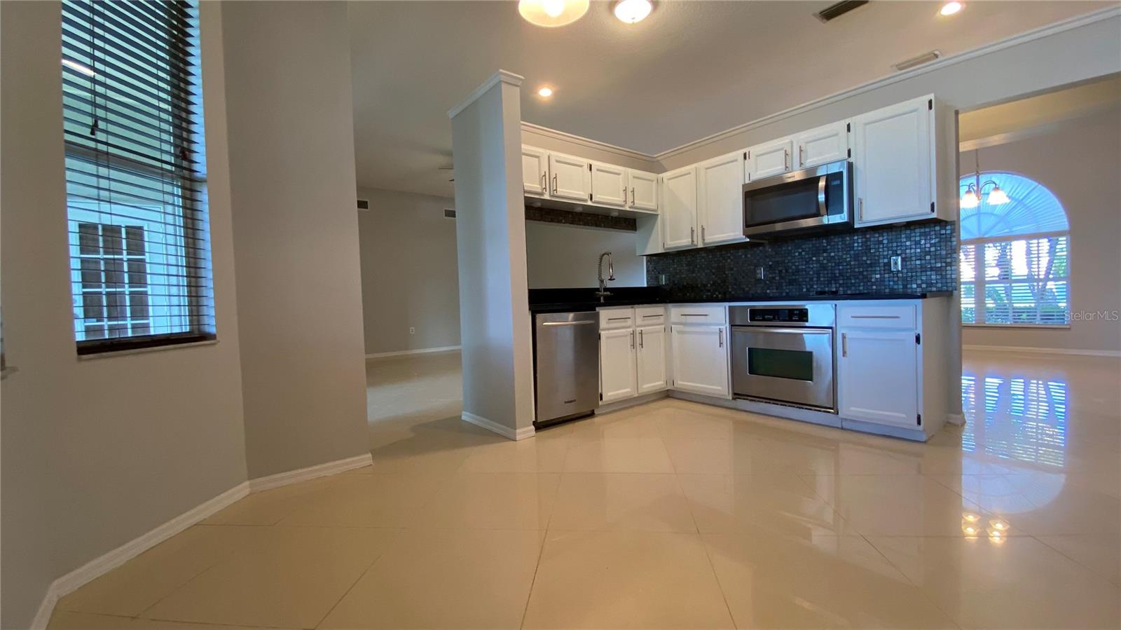 SOUTHCHASE - Residential Lease